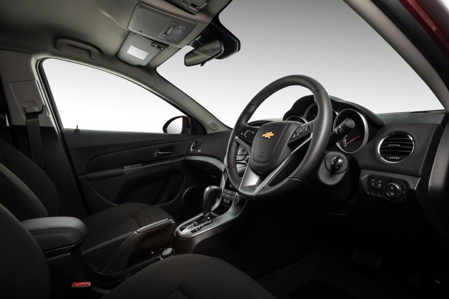  Chevrolet Cruze 2015 года  (ZA) (фото 11 из 25)